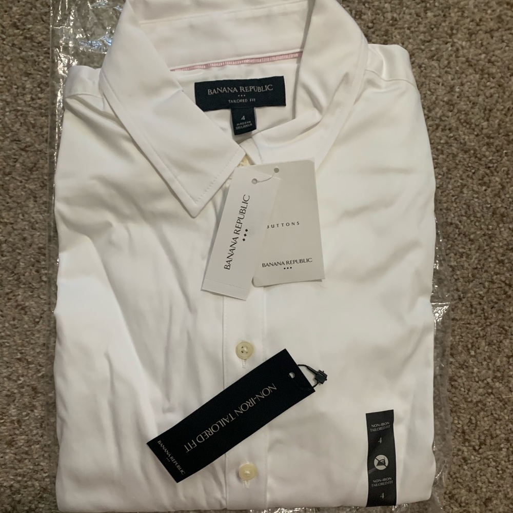 Brand new banana republic. Non-iron /work shirt